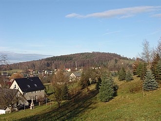 Ortsteil Gickelsberg mit Schwedenstein vom Schleißberg aus Ortsteil Gickelsberg mit Schwedenstein vom Schleißberg aus